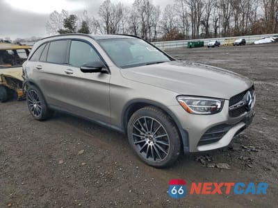 Czwarte zdjęcie samochodu z boku: 2020 MERCEDES-BENZ GLC 300 4MATIC VIN:WDC0G8EB8LF728780 - miniatura