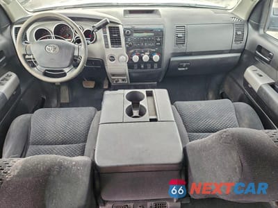 Zdjęcie 8 z 12 samochodu: 2007 TOYOTA TUNDRA CREWMAX SR5 VIN:5TBDV54147S477985 - miniatura
