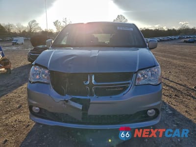 Piąte zdjęcie samochodu w środku: 2019 DODGE GRAND CARAVAN SXT VIN:2C4RDGCG5KR797447 - miniatura