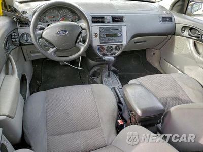 Zdjęcie 8 z 15 samochodu: 2005 FORD FOCUS ZX5 VIN:3FAFP37N75R121727 - miniatura