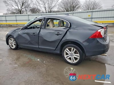 Drugie zdjęcie samochodu z przodu: 2013 VOLVO S60 T5 VIN:YV1612FS6D1220829 - miniatura