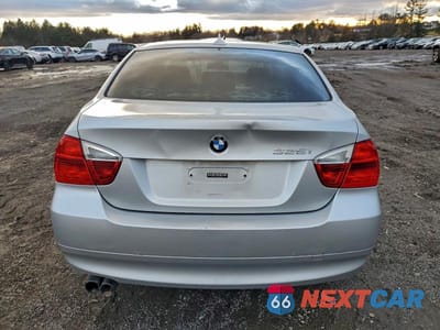 Zdjęcie 6 z 12 samochodu: 2006 BMW 325 I VIN:WBAVB13566PS65418 - miniatura