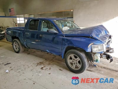 Czwarte zdjęcie samochodu z boku: 2011 DODGE DAKOTA SLT VIN:1D7RW3GK1BS682978 - miniatura