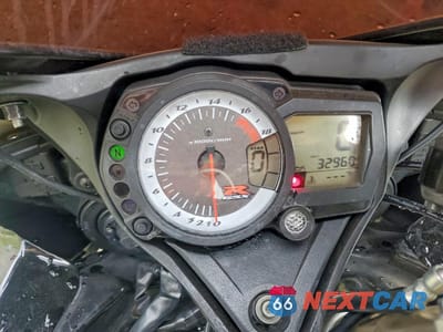 Zdjęcie 7 z 10 samochodu: 2008 SUZUKI GSX-R600 VIN:JS1GN7EA382111792 - miniatura