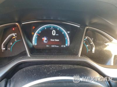 Zdjęcie 9 z 15 samochodu: 2018 HONDA CIVIC EX VIN:2HGFC3B31JH355834 - miniatura