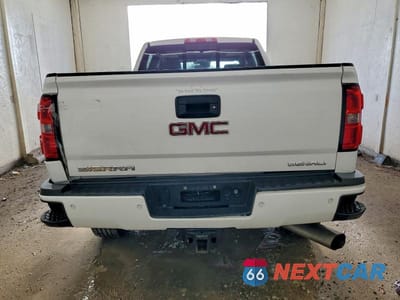 Zdjęcie 6 z 12 samochodu: 2015 GMC SIERRA K2500 DENALI VIN:1GT120E84FF501167 - miniatura