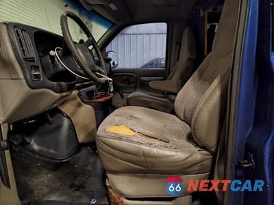 Zdjęcie 7 z 15 samochodu: 2000 GMC SAVANA DELIVERY VAN VIN:1GTGG25R2Y1269314 - miniatura