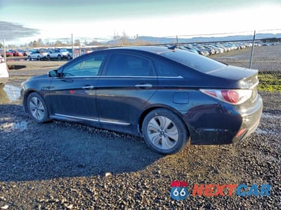 Drugie zdjęcie samochodu z przodu: 2013 HYUNDAI SONATA HYBRID VIN:KMHEC4A46DA098923 - miniatura