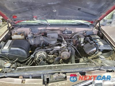 Zdjęcie 11 z 14 samochodu: 1996 GMC SIERRA K2500 VIN:1GTGK29R8TE549703 - miniatura