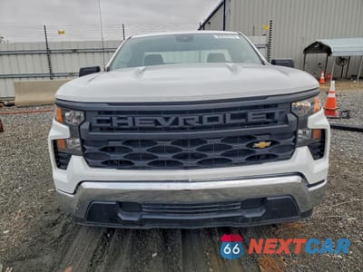 Piąte zdjęcie samochodu w środku: 2023 CHEVROLET SILVERADO C1500 VIN:3GCNAAED0PG184639 - miniatura