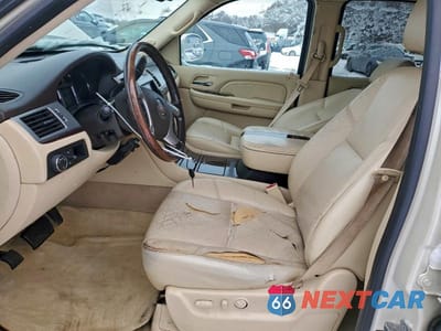 Zdjęcie 7 z 14 samochodu: 2007 CADILLAC ESCALADE LUXURY VIN:1GYFK63847R329499 - miniatura