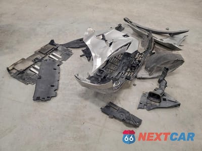 Zdjęcie 12 z 13 samochodu: 2018 LEXUS IS 300 VIN:JTHC81D25J5029455 - miniatura