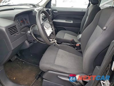 Zdjęcie 7 z 14 samochodu: 2008 JEEP PATRIOT SPORT VIN:1J8FF28W18D778351 - miniatura
