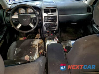 Zdjęcie 8 z 12 samochodu: 2010 DODGE CHARGER SXT VIN:2B3CA3CV5AH256359 - miniatura