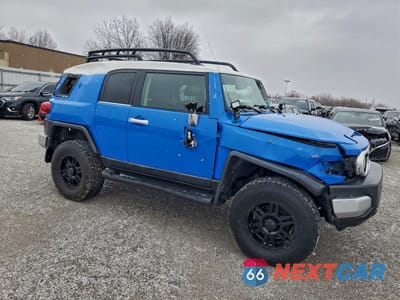 Czwarte zdjęcie samochodu z boku: 2007 TOYOTA FJ CRUISER VIN:JTEBU11F570008042 - miniatura