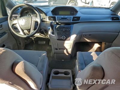 Zdjęcie 8 z 15 samochodu: 2011 HONDA ODYSSEY LX VIN:5FNRL5H23BB081811 - miniatura