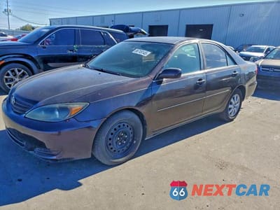 2002 TOYOTA CAMRY LE JTDBF30K720044946 - główne zdjęcie licytacji z USA - miniatura
