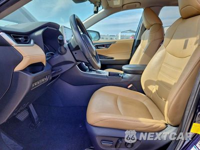 Zdjęcie 7 z 13 samochodu: 2019 TOYOTA RAV4 XLE PREMIUM VIN:JTMA1RFV1KD028278 - miniatura