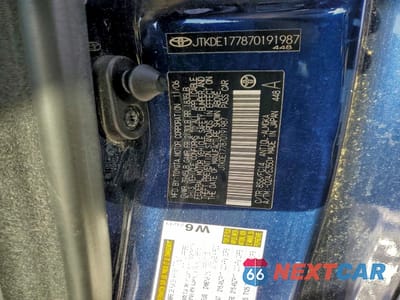 Zdjęcie 12 z 12 samochodu: 2007 TOYOTA SCION TC VIN:JTKDE177870191987 - miniatura