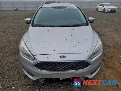 Piąte zdjęcie samochodu w środku: 2016 FORD FOCUS SE VIN:1FADP3K24GL258680 - miniatura