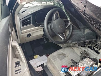 Zdjęcie 8 z 11 samochodu: 2024 VOLKSWAGEN JETTA S VIN:3VW5M7BU5RM095634 - miniatura