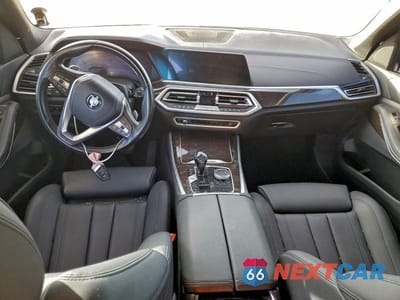 Zdjęcie 8 z 13 samochodu: 2020 BMW X5 SDRIVE 40I VIN:5UXCR4C00L9B55848 - miniatura