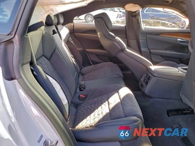 Zdjęcie 10 z 12 samochodu: 2023 AUDI E-TRON GT PRESTIGE VIN:WAUDJBFW0P7004182 - miniatura