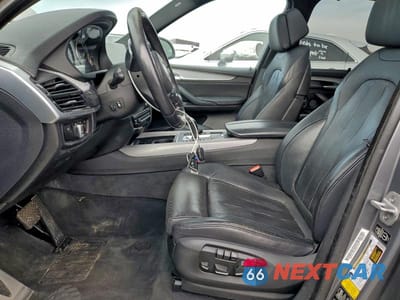 Zdjęcie 7 z 12 samochodu: 2014 BMW X5 XDRIVE50I VIN:5UXKR6C54E0J72420 - miniatura