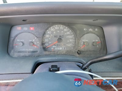 Zdjęcie 9 z 12 samochodu: 2002 MERCURY GRAND MARQUIS LS VIN:2MEFM75W82X611269 - miniatura