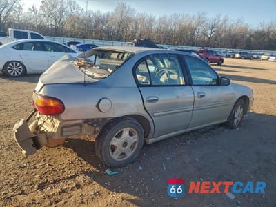 Trzecie zdjęcie samochodu z tyłu: 2000 CHEVROLET MALIBU VIN:1G1ND52J8Y6206360 - miniatura