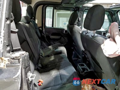 Zdjęcie 10 z 11 samochodu: 2021 JEEP GLADIATOR SPORT VIN:1C6HJTAG8ML513165 - miniatura