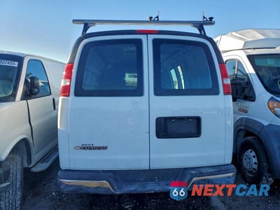 Zdjęcie 6 z 13 samochodu: 2022 CHEVROLET EXPRESS 2500 CARGO DELIVERY VAN VIN:1GCWGAFPXN1267809 - miniatura
