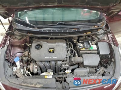 Zdjęcie 11 z 12 samochodu: 2017 KIA FORTE LX VIN:3KPFL4A73HE035073 - miniatura