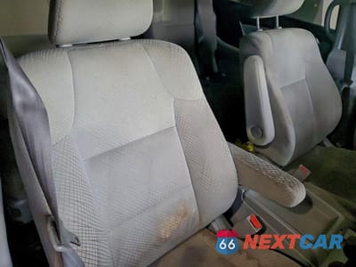 Zdjęcie 11 z 13 samochodu: 2017 HONDA ODYSSEY SE VIN:5FNRL5H31HB020099 - miniatura