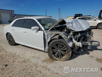 Czwarte zdjęcie samochodu z boku: 2015 CHRYSLER 300 LIMITED VIN:2C3CCAAG0FH849298 - miniatura