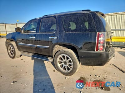 Drugie zdjęcie samochodu z przodu: 2007 GMC YUKON DENALI VIN:1GKFK63857J299096 - miniatura