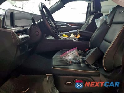 Zdjęcie 7 z 14 samochodu: 2023 CADILLAC ESCALADE PREMIUM LUXURY VIN:1GYS4BKLXPR152769 - miniatura