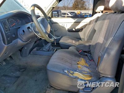 Zdjęcie 7 z 14 samochodu: 1996 TOYOTA TACOMA XTRACAB VIN:4TAWM72N9TZ130273 - miniatura