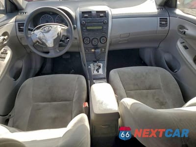 Zdjęcie 8 z 13 samochodu: 2010 TOYOTA COROLLA BASE VIN:1NXBU4EE0AZ318182 - miniatura