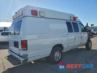 Trzecie zdjęcie samochodu z tyłu: 2014 FORD E350 AMBULANCE VIN:1FDSS3ELXEDA77932 - miniatura