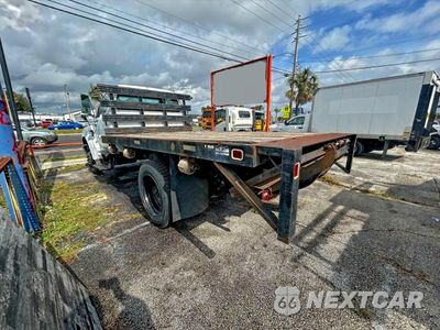 Trzecie zdjęcie samochodu z tyłu: 2005 FORD F650 SUPER - TRUCKS FLAT BED TRUCK VIN:3FRNF65C65V113091 - miniatura
