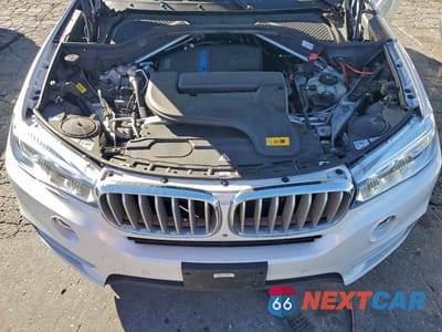 Zdjęcie 12 z 12 samochodu: 2016 BMW X5 XDR40E VIN:5UXKT0C59G0S75852 - miniatura