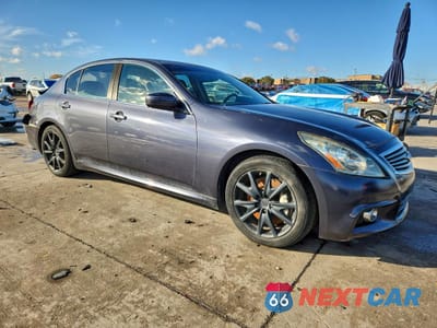 Czwarte zdjęcie samochodu z boku: 2010 INFINITY G37 SEDAN BASE VIN:JN1CV6AP3AM204317 - miniatura