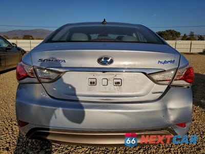 Zdjęcie 6 z 14 samochodu: 2013 HYUNDAI SONATA HYBRID VIN:KMHEC4A43DA071467 - miniatura