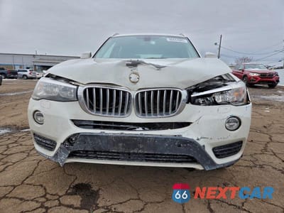 Piąte zdjęcie samochodu w środku: 2017 BMW X3 XDRIVE28I VIN:5UXWX9C38H0T20368 - miniatura