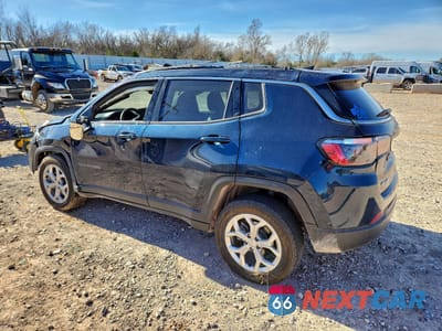 Drugie zdjęcie samochodu z przodu: 2024 JEEP COMPASS LATITUDE VIN:3C4NJDBN2RT174171 - miniatura