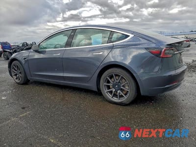 Drugie zdjęcie samochodu z przodu: 2019 TESLA MODEL 3 VIN:5YJ3E1EB4KF205517 - miniatura