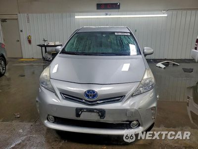Piąte zdjęcie samochodu w środku: 2012 TOYOTA PRIUS V VIN:JTDZN3EU7C3070829 - miniatura