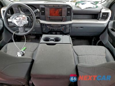 Zdjęcie 8 z 11 samochodu: 2023 FORD F350 XL RWD 6.8L V-8 LONG BOX VIN:1FT8X3AA6PED85083 - miniatura
