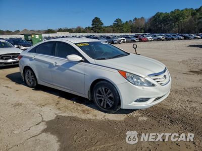 Czwarte zdjęcie samochodu z boku: 2013 HYUNDAI SONATA GLS VIN:5NPEB4AC6DH787397 - miniatura